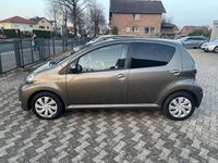 Gebraucht Toyota Aygo Connect Style 68 PS (50 kW) 2012 Braun Kleinwagen