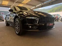 Gebraucht Porsche Macan 252 PS (185 kW) 2018 Vulkangrau SUV