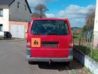 Gebraucht VW T5 102 PS (75 kW) 2011 Rot Van