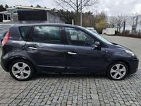 Gebraucht Renault Scénic III Dynamique 106 PS (77 kW) 2011 Grau eclipse Van / Kleinbus