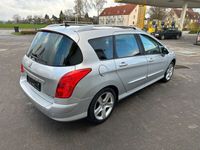 gebraucht Peugeot 308 SW 1.6 Benzin Kombi 7 Sitzer 2. Hand