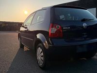 Gebraucht VW Polo 64 PS (47 kW) 2003 Blau Kleinwagen