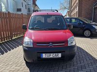 Second-hand Citroën Berlingo First 75 CP (55 kW) 2009 Roșu Monovolum