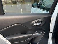 Gebraucht Jeep Cherokee 194 PS (142 kW) 2019 Weiß SUV