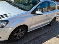 Gebraucht VW Polo 90 PS (66 kW) 2017 Silber Limousine