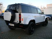Gebraucht Land Rover Defender Dynamic 300 PS (220 kW) 2023 Yulong white SUV