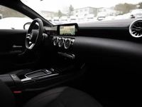 Gebraucht Mercedes CLA250e 163 PS (119 kW) 2024 Weiss polarweiss Limousine