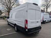 Gebraucht Ford Transit Trend 165 PS (121 kW) 2022 Weiß Pickup
