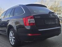 Gebraucht Skoda Octavia Elegance 179 PS (131 kW) 2013 Schwarz Kombi