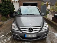 Gebraucht Mercedes B200 101 PS (74 kW) 2007 Silber Van / Kleinbus
