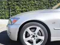 Second-hand Lexus IS200 155 CP (114 kW) 2005 Argintiu Berlinǎ