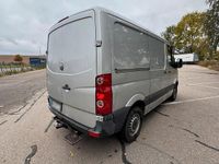 Gebraucht VW Crafter 136 PS (100 kW) 2011 Grau Van