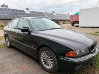 Używany BMW 520 150 KM (110 kW) 1998 Czarny Sedan/Limuzyna