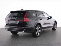 Gebraucht Volvo V60 CC 145 PS (106 kW) 2023 Kombi