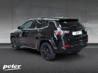 Usado Jeep Compass Altitude 131 HP (96 kW) 2023 Preto SUV