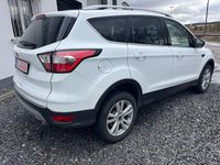 Gebraucht Ford Kuga Titanium 120 PS (88 kW) 2017 Weiß SUV