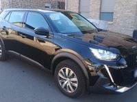 Gebraucht Peugeot e-2008 Active 100 kW (136 PS) 2022 Schwarz SUV
