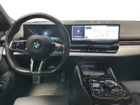 Gebraucht BMW 520 M Sport 197 PS (144 kW) 2024 Schwarz Limousine