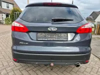 Gebraucht Ford Focus 150 PS (110 kW) 2011 Grau Kombi