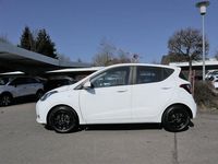 Gebraucht Hyundai i10 YES! 67 PS (49 kW) 2017 Polar white Kleinwagen