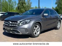 Usata Mercedes GLA200 156 CV (114 kW) 2017 Grigio SUV