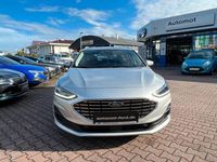 Używany Ford Focus Titanium 125 KM (91 kW) 2023 Srebrny Kombi