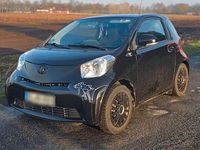 Gebraucht Toyota iQ 68 PS (50 kW) 2011 Schwarz Kleinwagen