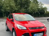 Używany Ford Kuga SYNC Edition 150 KM (110 kW) 2015 Czerwony SUV