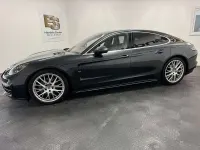 Gebraucht Porsche Panamera Chrono 441 PS (324 kW) 2018 Grau Kleinwagen