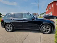 Gebraucht Mercedes GLC220 194 PS (142 kW) 2022 Ung. schwarz  unilack SUV