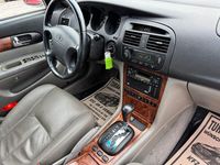 Second-hand Chevrolet Evanda 131 CP (96 kW) 2005 Argintiu Berlinǎ