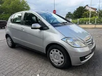 Gebraucht Mercedes A180 Elegance 116 PS (85 kW) 2011 Silber Kleinwagen