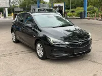 Gebraucht Opel Astra Edition 105 PS (77 kW) 2017 Schwarz Limousine