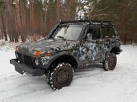 Gebraucht Lada niva 82 PS (60 kW) 2009 Beige SUV
