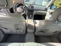 Gebraucht Mercedes E270 Avantgarde 177 PS (130 kW) 2002 Blau Limousine