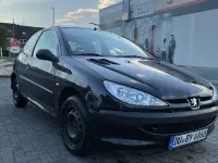 Gebraucht Peugeot 206 Tendance 88 PS (64 kW) 2005 Schwarz Kleinwagen