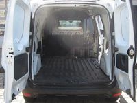 Second-hand Renault Express 75 CP (55 kW) 2021 Alb Monovolum