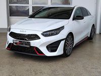 Gebraucht Kia ProCeed GT 204 PS (150 kW) 2022 Deluxeweiss met. Kleinwagen