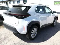 Neu Toyota Yaris Cross 116 PS (85 kW) 2026 Schnee weiß SUV