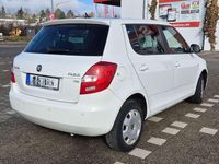 Gebraucht Skoda Fabia Fresh 86 PS (63 kW) 2013 Weiß Limousine
