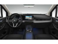 Gebraucht BMW 220 Active Tourer 156 PS (114 kW) 2025 Weiß Van / Kleinbus