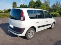 Gebraucht Renault Espace 150 PS (110 kW) 2010 Weiß Van / Kleinbus