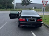 Gebraucht BMW 318 143 PS (105 kW) 2001 Schwarz Coupé