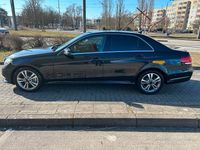 Gebraucht Mercedes E200 Avantgarde 136 PS (100 kW) 2014 Schwarz Limousine