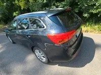 Gebraucht Kia Ceed 128 PS (94 kW) 2015 Schwarz Kleinwagen