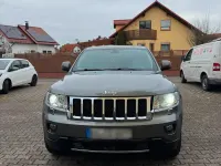 Gebraucht Jeep Grand Cherokee Overland 241 PS (177 kW) 2013 Silber SUV