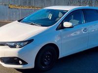 Gebraucht Toyota Auris Team 116 PS (85 kW) 2018 Weiß Kombi