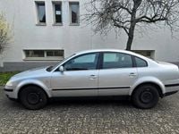 Gebraucht VW Passat 130 PS (95 kW) 2003 Grau Limousine