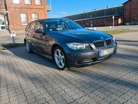 Gebraucht BMW 318 130 PS (95 kW) 2007 Grau Kombi