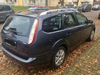 Gebraucht Ford Focus 109 PS (80 kW) 2010 Kombi